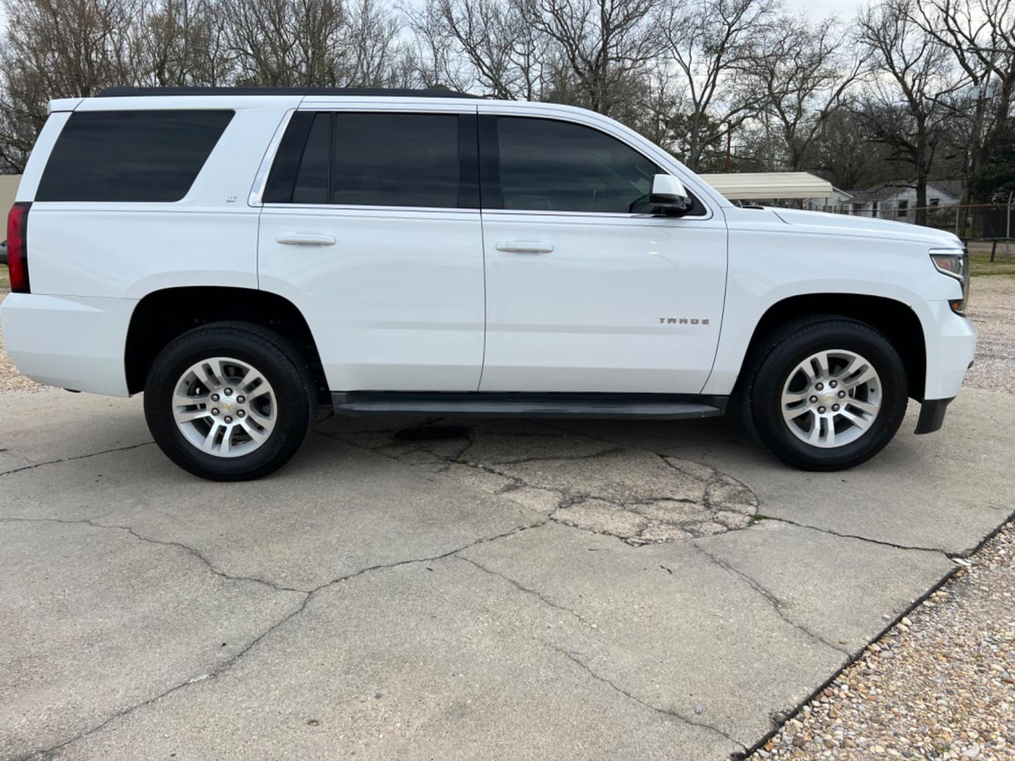 2015 White /Tan Chevrolet Tahoe LT (1GNSCBKC2FR) with an 5.3L V8 engine, Automatic transmission, located at 4520 Airline Hwy, Baton Rouge, LA, 70805, (225) 357-1497, 30.509325, -91.145432 - 2015 Chevy Tahoe LT 5.3 V8 Gas, 146K Miles, All Power, Heated Leather Seats, 7 Passenger Seating, Bose, Backup Camera, Tow Pkg. NO IN HOUSE FINANCING. FOR INFO PLEASE CONTACT JEFF AT 225 357-1497 CHECK OUT OUR A+ RATING WITH THE BETTER BUSINESS BUREAU WE HAVE BEEN A FAMILY OWNED AND OPERATED BUSINES - Photo#4